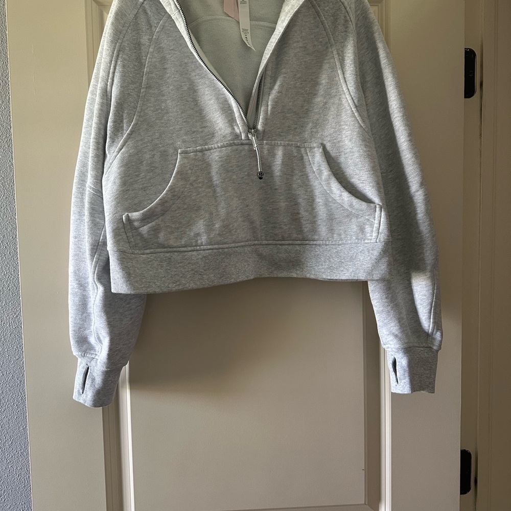 Lululemon Athletica Light Gray Half-Zip Hoodie
